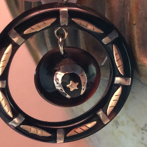 Victorian pique tortoise shell earrings - Picture 2 of 16